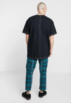 URBAN CLASSICS Heavy Oversized Contrast Stitch Tee - T-Shirt Basique - Black -Tenues Mode Boutique 083d020dc61c42139d7037556b0da63f