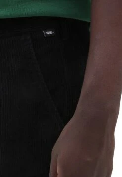 Vans Loose - Short - Black -Tenues Mode Boutique 1db4fa4bee5f427aa3ef0a9bd66d1d76