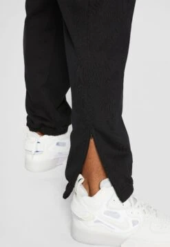 URBAN CLASSICS Sweatpants Sp - Pantalon De Survêtement - Black -Tenues Mode Boutique 20f716f0f4b94b65954d7bf6c95fbd6b