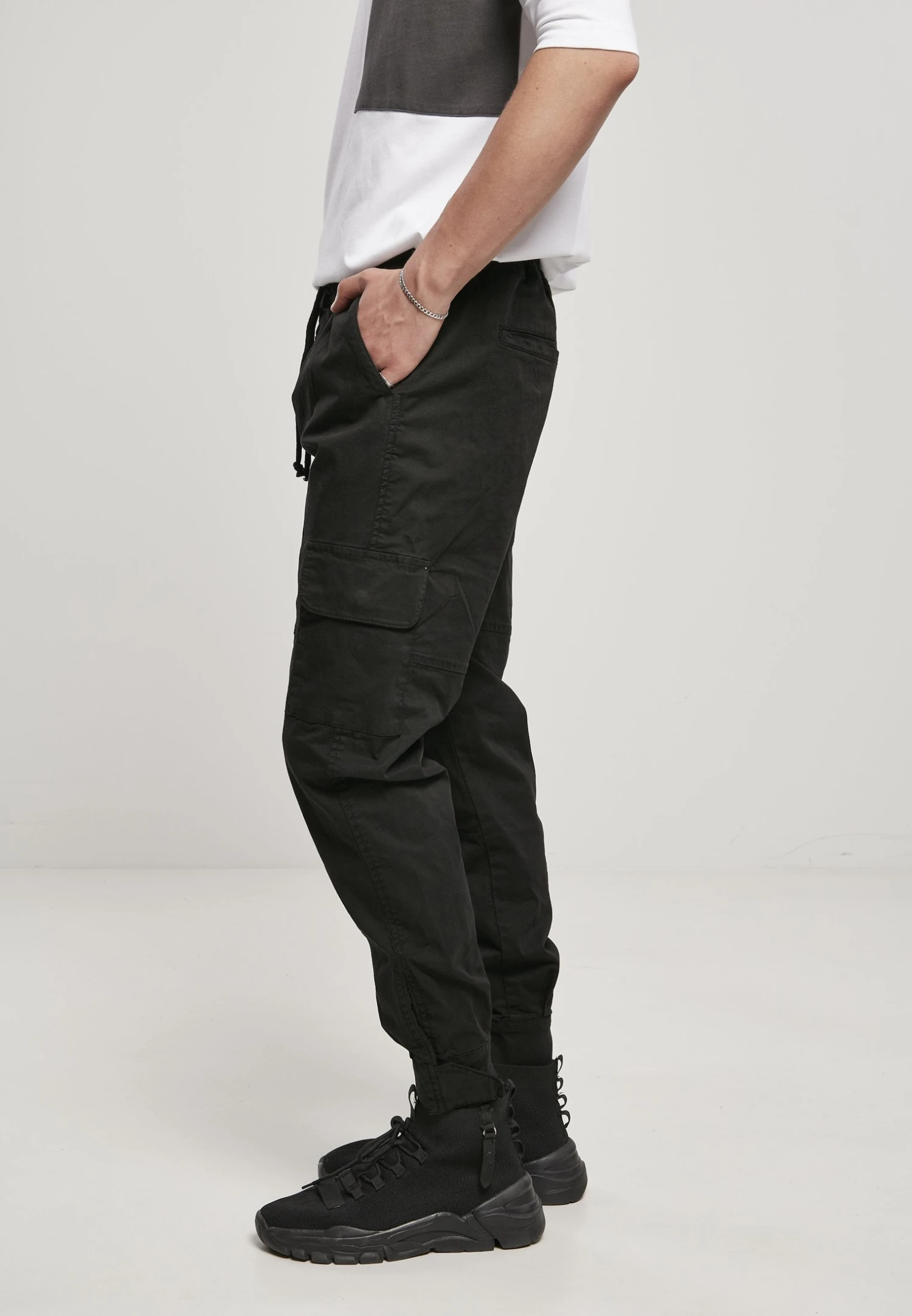 URBAN CLASSICS Männer Military - Pantalon Cargo - Black 3 URBAN CLASSICS Männer Military - Pantalon Cargo - Black – Image 3