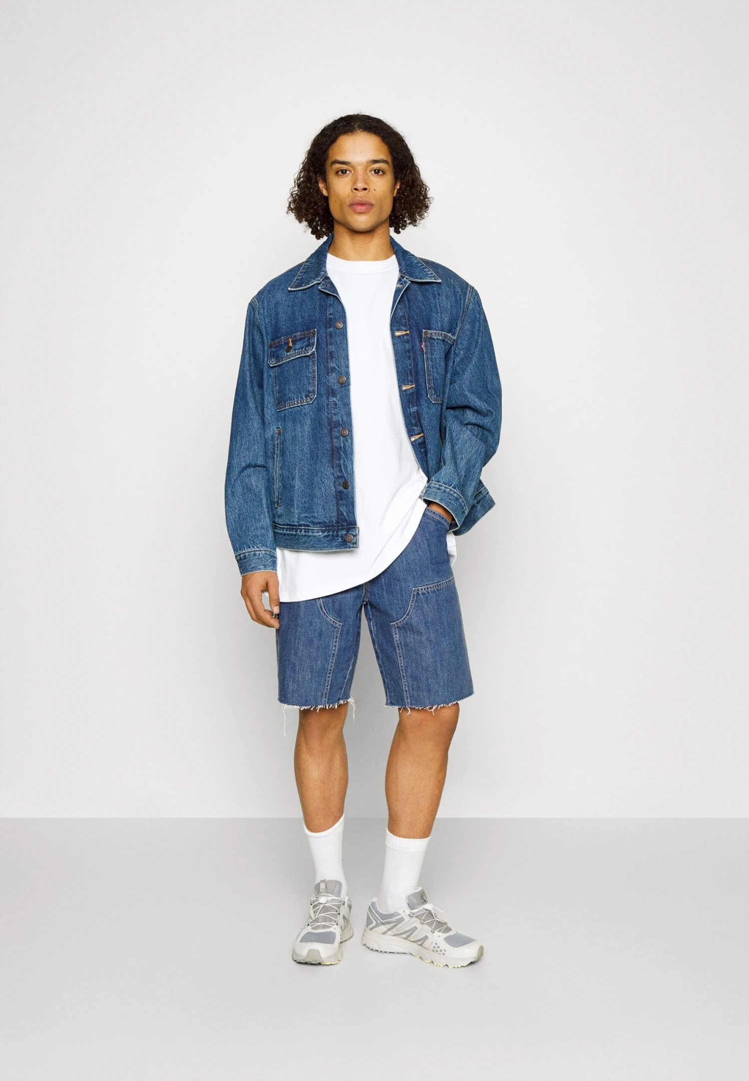 Boutique Urban Classics -Tenues Mode Boutique 377efdae3ea14f99928749e6531abcfe scaled