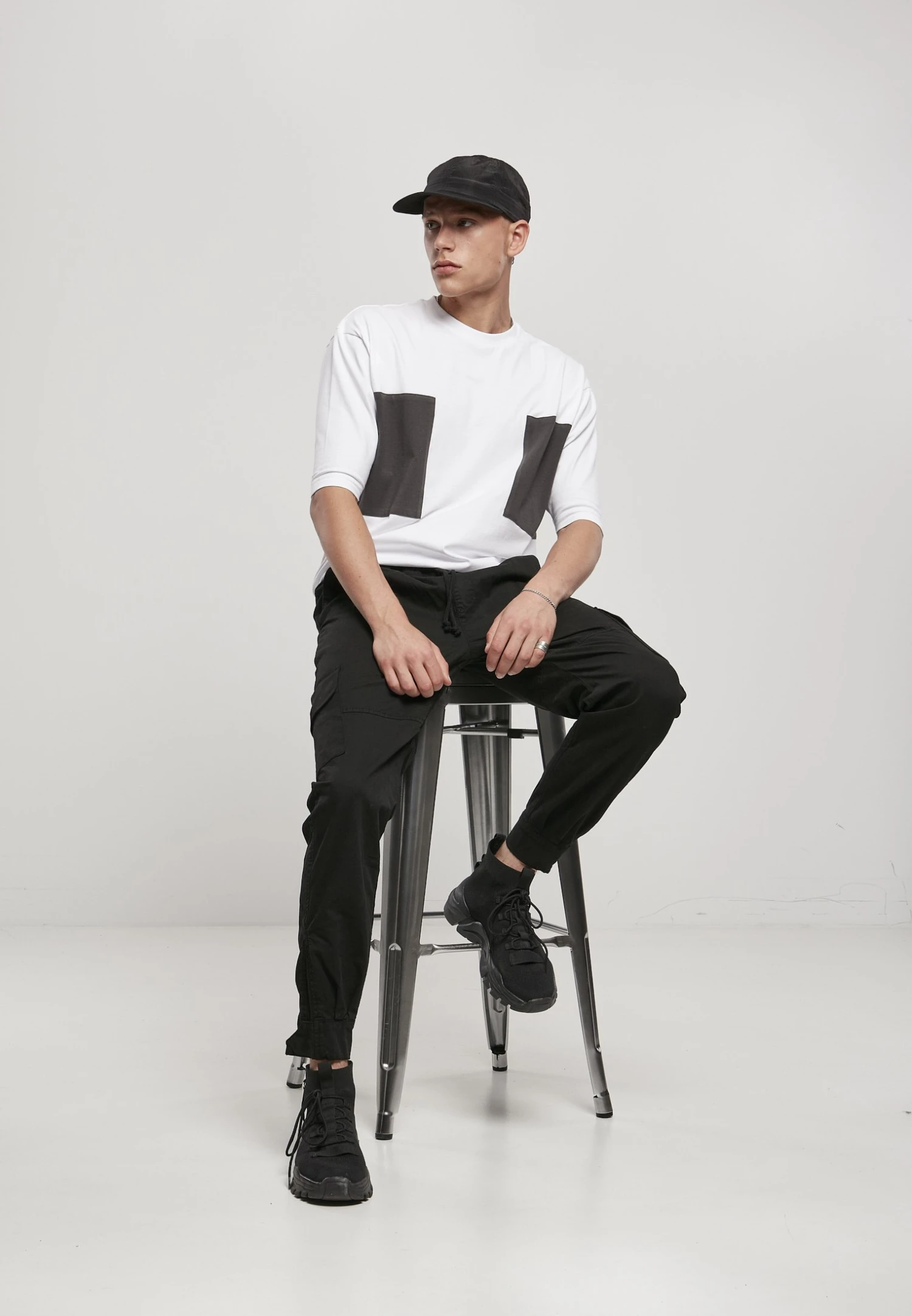 URBAN CLASSICS Männer Military - Pantalon Cargo - Black 5 URBAN CLASSICS Männer Military - Pantalon Cargo - Black – Image 5