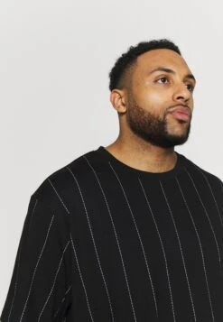 URBAN CLASSICS Oversized Pinstripe Tee - T-Shirt Imprimé -Tenues Mode Boutique 53831840e6964b42b33238c4dee7c96d