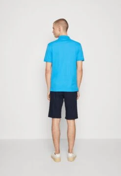 Lacoste Polo - Fiji -Tenues Mode Boutique 54406cf1db424a5693a6efa954ad93fb