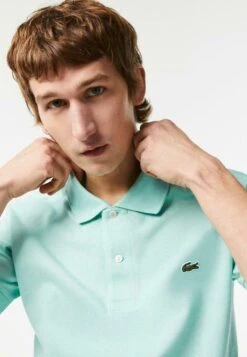 Lacoste Polo - Vert 6 Lacoste Polo - Vert -Tenues Mode Boutique 56b7d40cc197420e9f2183220cb14f4a