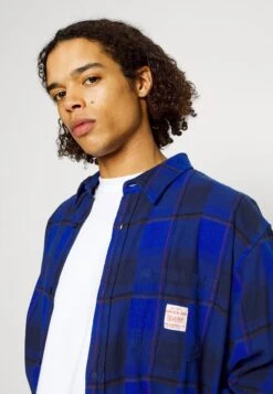 Waller 1 Pocket Shirt - Chemise - Patrick Plaid Mazarine Blue -Tenues Mode Boutique 799263c2c3b74cd293b3be97edf5006b