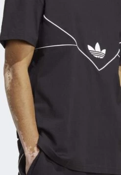 Adidas Originals T-Shirt Imprimé - Black -Tenues Mode Boutique 85d0d1b0ee5249a0804fb41bcb60aabc