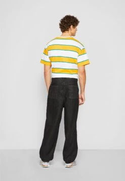 URBAN CLASSICS Jean Boyfriend - Black Acid Washed -Tenues Mode Boutique 9611929a23cf41ba95a80417bd089237