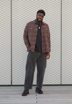 Levi's® Plus Stay Loose Carpenter B&T - Jean Boyfriend - Black Stonewash