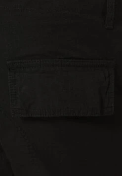 URBAN CLASSICS Camouflage Cargo Pants - Pantalon Cargo - Black 13 URBAN CLASSICS Camouflage Cargo Pants - Pantalon Cargo - Black -Tenues Mode Boutique aeefd86b4b9e41cfbbb8586c47db35ac