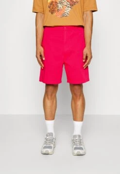 Loose - Short - Raspberry