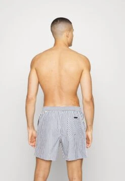 Lacoste Mh6781_U36 - Short De Bain - Navy Blue/Flour -Tenues Mode Boutique fbfdd641a7e94f9690ebebd383f3dfb8